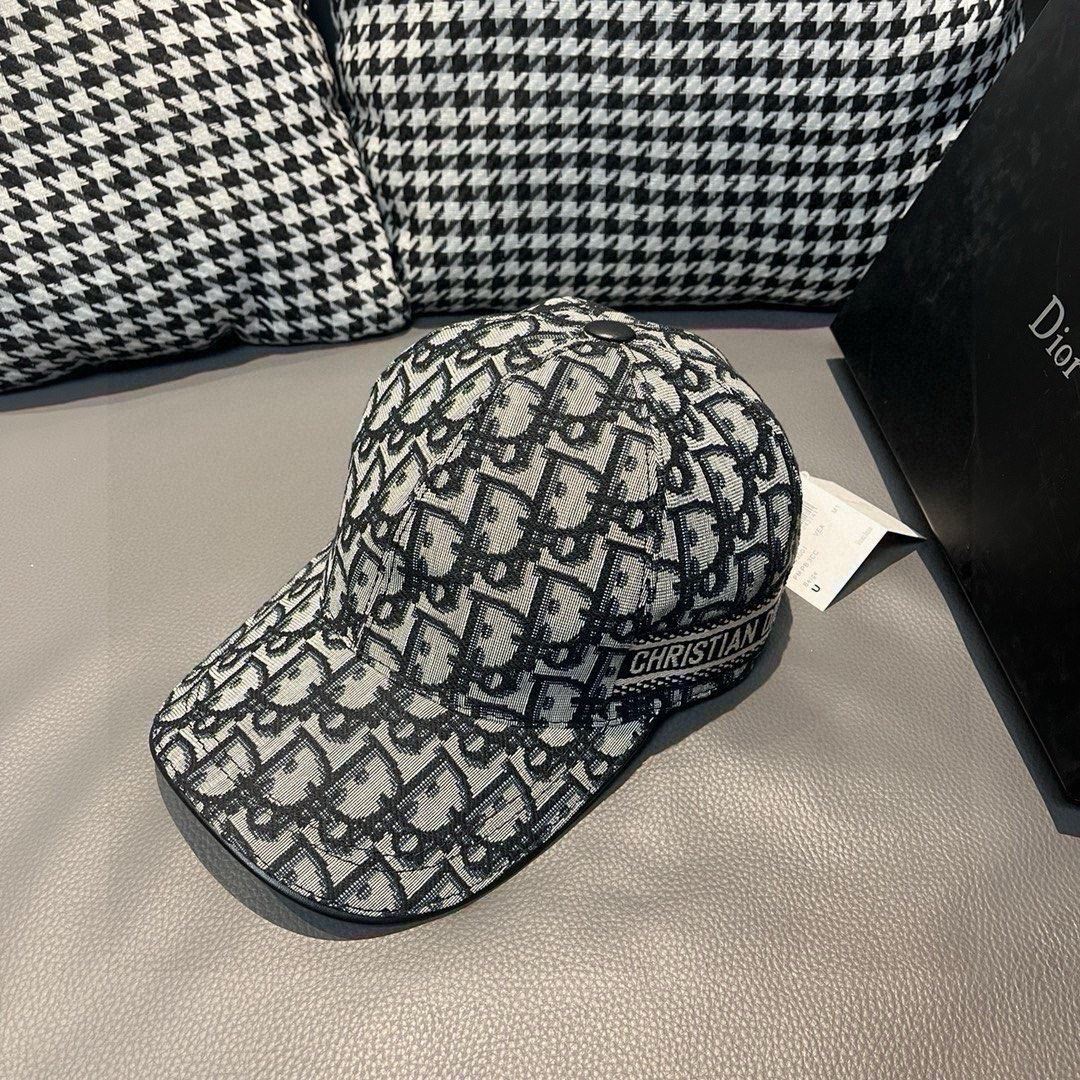 Christian Dior Caps